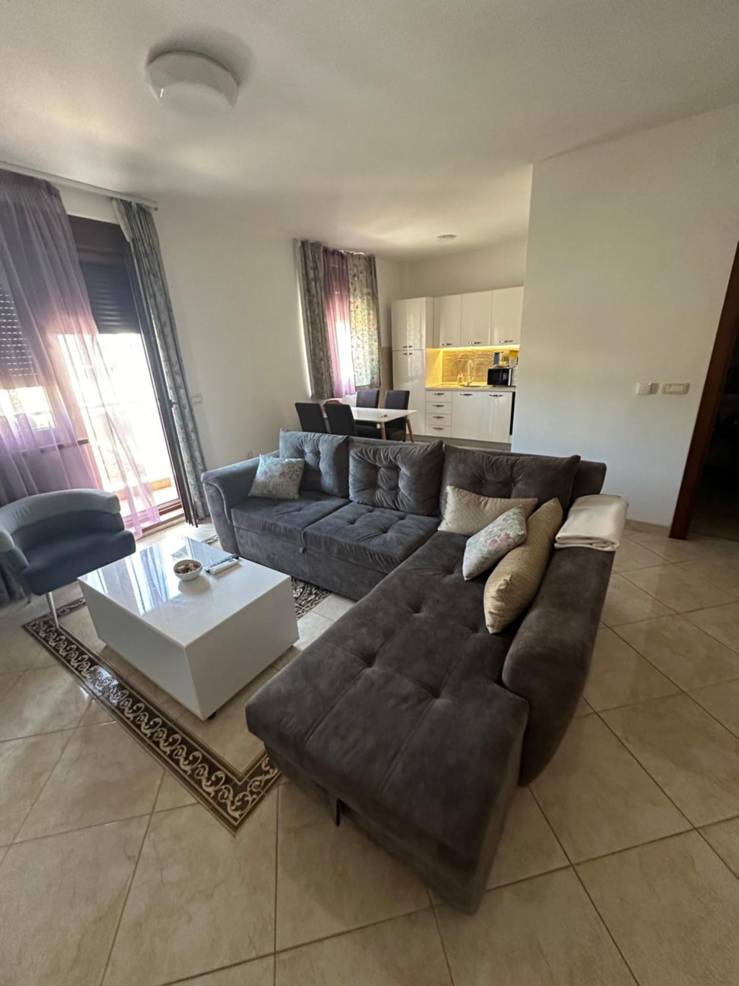 Apartment Anatolia Becici *